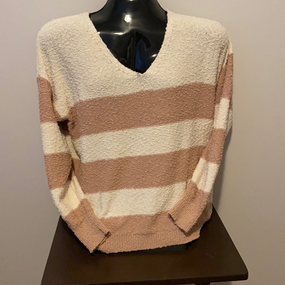 Knox Rose sweater